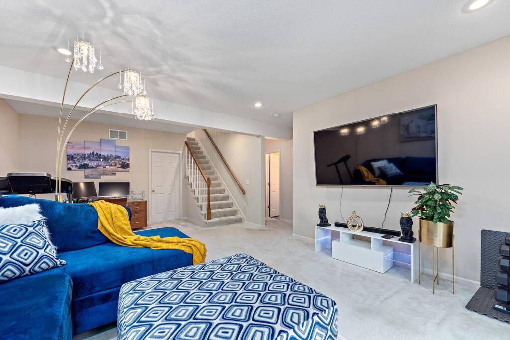 Beautiful Townhome, 11 Minutes To Downtown, Kcmo. Kansas City Bagian luar foto
